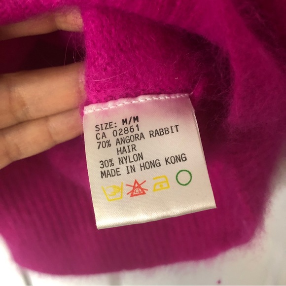 Vintage hot pink angora puff sleeve sweater // SZ M - Picture 4 of 7